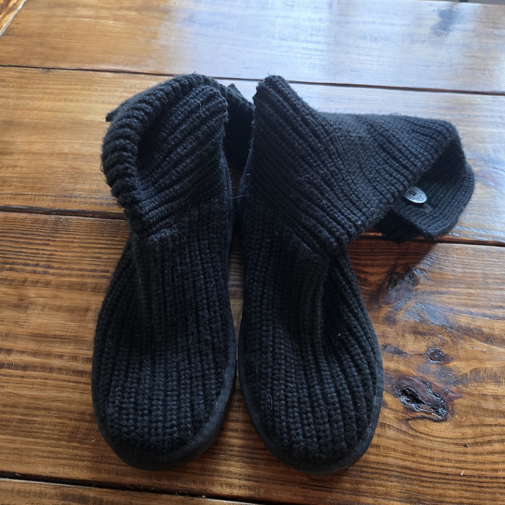 Black Knit UGG Boots Sizs 7